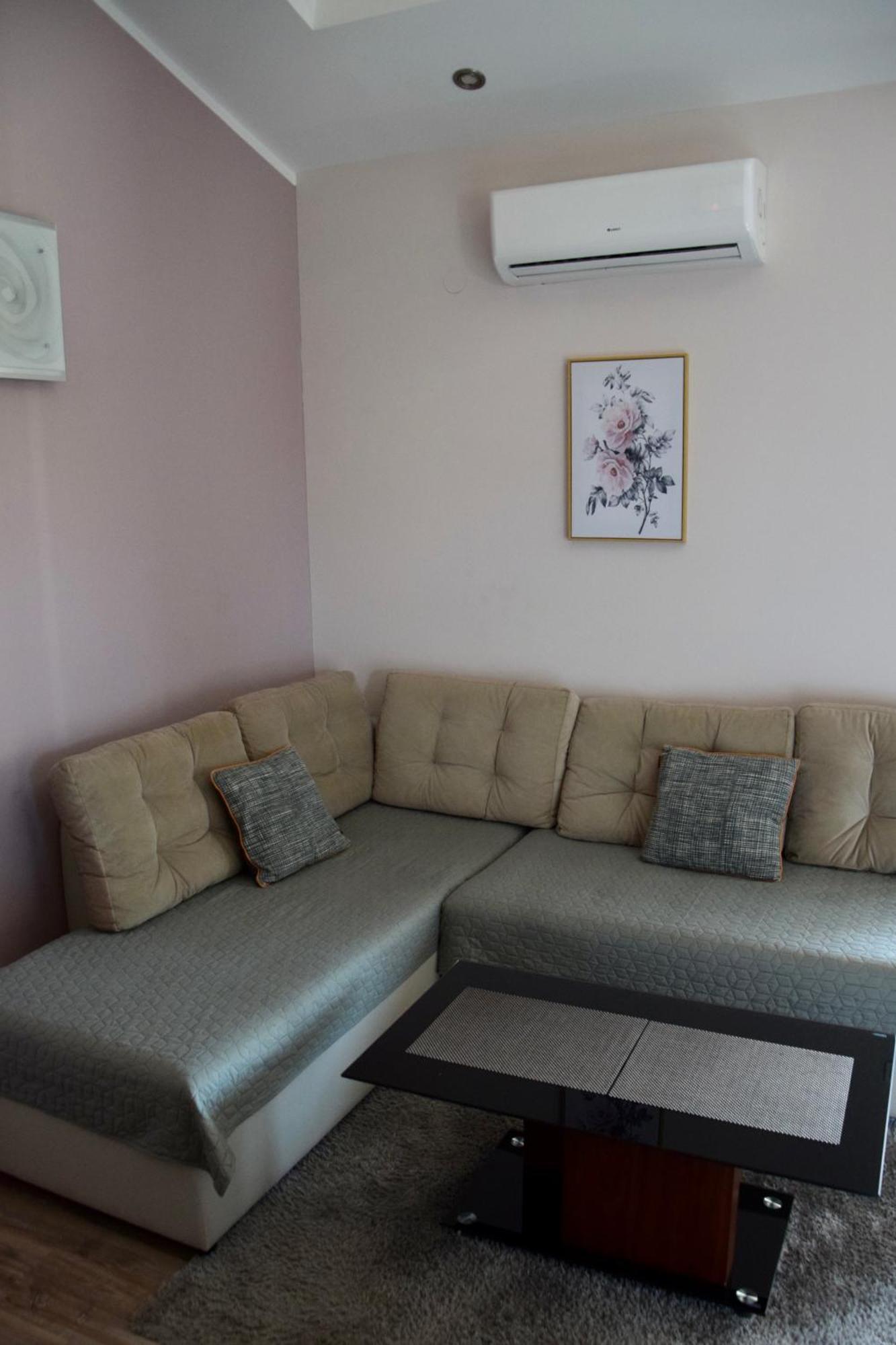 Apartments Vukalovic 2 메덜린 외부 사진